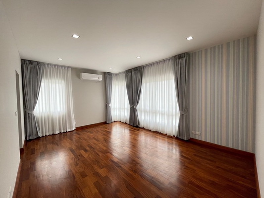 [ให้เช่า] FOR RENT LADDAROM BANGNA KM.7 / 4 bedrooms 4 bathrooms / 100 Sqw. 360 Sqm. **150,000** JUST 5 MINUTES FROM MEGA BANGNA