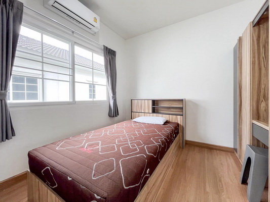 [ให้เช่า] FOR RENT GOLDEN NEO SATHORN / 3 bedrooms 3 bathrooms / 42 Sqw. 165 Sqm. **55,000** JUST 10 MIN FROM BTS WUTTAKAT