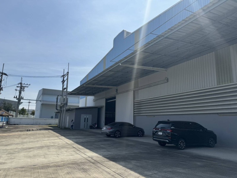 Factory or warehouse for sale 4,220 sq.m. at WHA Chonburi Industrial Estate 1