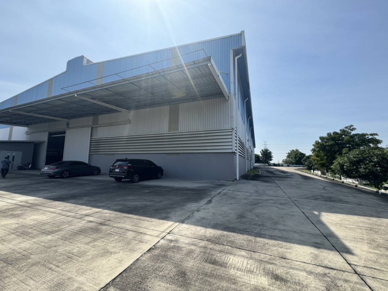 Factory or warehouse for sale 4,220 sq.m. at WHA Chonburi Industrial Estate 1