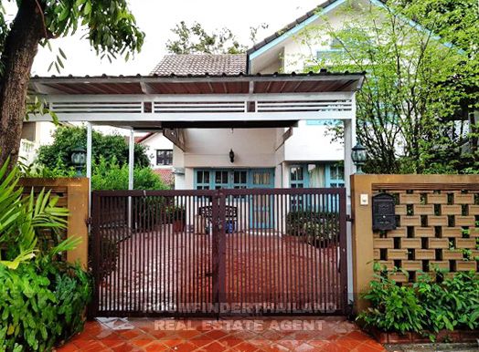 [ให้เช่า] FOR RENT SAMMAKORN RAMKHAMHAENG 112 / 3 bedrooms 3 bathrooms / 60 Sqw. 160 Sqm. **25,000** CLOSE TO THE PASEO TOWN RAMKHAMHAENG