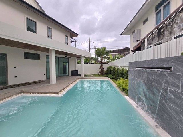 ขายบ้านเดี่ยวสองชั้น พลวิลล่า Pool Villa หลังใหญ่ ครบทุกฟังก์ชั่นของทุกคนในบ้าน ทำเลฉลอง Chalong Phuket ภูเก็ต