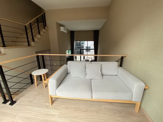 [ให้เช่า] FOR RENT ARDEN PATTANAKARN / 3 bedrooms 4 bathrooms / 20 Sqw. 185 Sqm. **45,000** JUST 15 MINUTES FROM THONGLOR