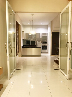 [ให้เช่า] FOR RENT BAAN KLANG MUANG RAMA 9 – LADPRAO / 3 bedrooms 4 bathrooms / 30 Sqw. 200 Sqm. **40,000** CLOSE TO TOWN IN TOWN