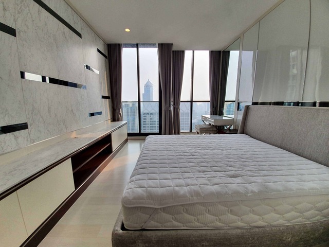 Noble Ploenchit BTS Ploenchit Duplex. Ultra Luxury. High floor next to BTS, Central Embassy