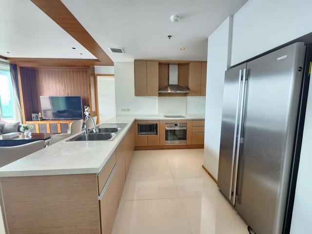 Condo for Rent at The Empire Place Sathorn near BTS Chong Nonsi