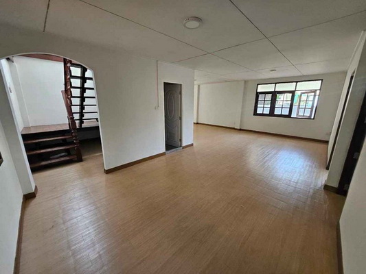 [ให้เช่า] FOR RENT DETACHED HOUSE KRUNGTHEP – NONTHABURI / 4 bedrooms 2 bathrooms / 77 Sqw. 200 Sqm. / **32,000** CLOSE TO MRT YAK TIWANON