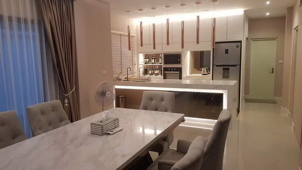 [ให้เช่า] FOR RENT LIFE BANGKOK BOULEVARD WONGWAEN – ONNUT 2 / 4 bedrooms 3 bathrooms / 80 Sqw. 220 Sqm. **59,000** CLOSE TO RAMKHAMHAENG 2