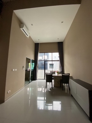 [ให้เช่า] FOR RENT ARDEN PATTANAKARN / 3 bedrooms 4 bathrooms / 20 Sqw. 185 Sqm. **45,000** JUST 15 MINUTES FROM THONGLOR