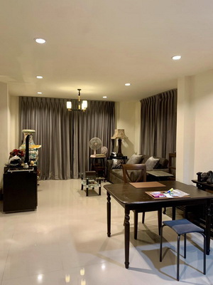 [ให้เช่า] FOR RENT K.C. PARKVIEW 3 HATHAIRAT / 3 bedrooms 3 bathrooms / 69 Sqw. 200 Sqm. **25,000** CLOSE TO SAFARI WORLD