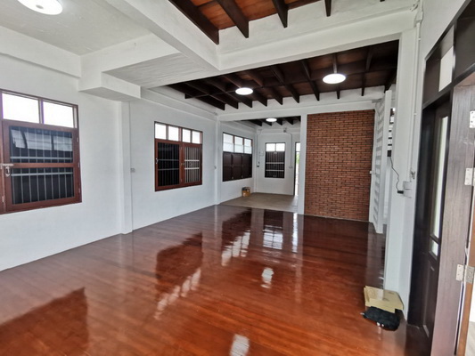 [ให้เช่า] FOR RENT DETACHED HOUSE SUKHUMVIT 107 – BEARING / 3 bedrooms 4 bathrooms / 196 Sqw. 300 Sqm. **72,000** CLOSE TO BTS BEARING