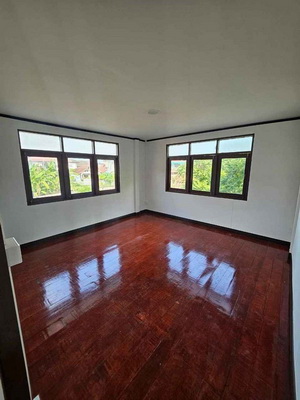 [ให้เช่า] FOR RENT DETACHED HOUSE KRUNGTHEP – NONTHABURI / 4 bedrooms 2 bathrooms / 77 Sqw. 200 Sqm. / **32,000** CLOSE TO MRT YAK TIWANON