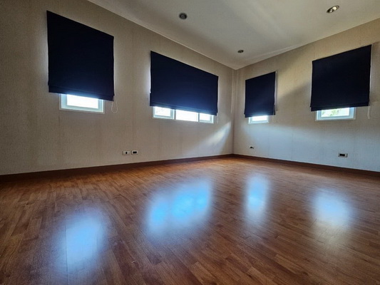 [ให้เช่า] FOR RENT THE GALLERY PINKLAO – SAI 4 / 3 bedrooms 2 bathrooms / 50 Sqw. 180 Sqm. **16,000** CLOSE TO PHUTTHAMONTHON