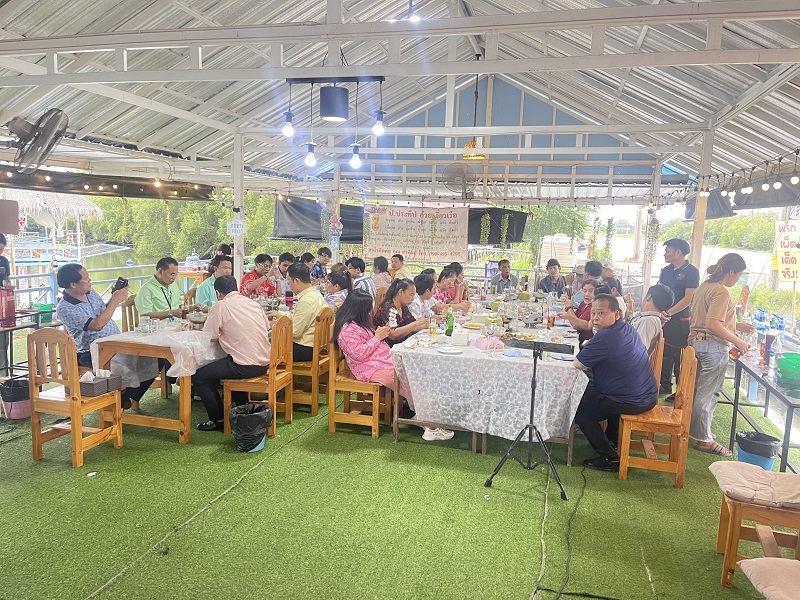 เซ้งร้านอาหารซีฟู้ด ติดถนนใหญ่บางขุนเทียนชายทะเล