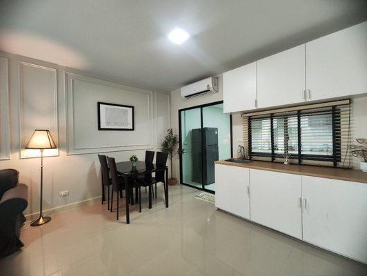 [ให้เช่า] FOR RENT BAAN KLANG MUANG SRINAKARIN – ONNUT / 3 bedrooms 3 bathrooms / 20 Sqw. 160 Sqm. **36,000** CLOSE TO SKYTRAIN SRINUCH STATION