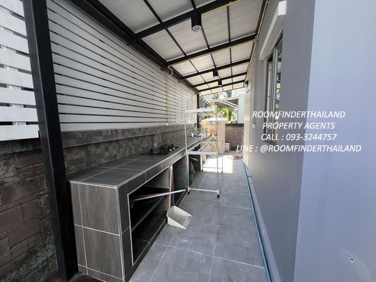 [ให้เช่า] FOR RENT THE PLANT ESTIQUE PATTANAKARN 38 / 3 bedrooms 3 bathrooms / 50 Sqw. 160 Sqm. **70,000** JUST 20 MIN FROM THONGLOR