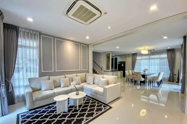 [ให้เช่า] FOR RENT NANTAWAN RAMINTRA – PHAHONYOTHIN 50 / 4 bedrooms 5 bathrooms / 115 Sqw. 350 Sqm. **180,000** CLOSE TO FASHION ISLAND MALL