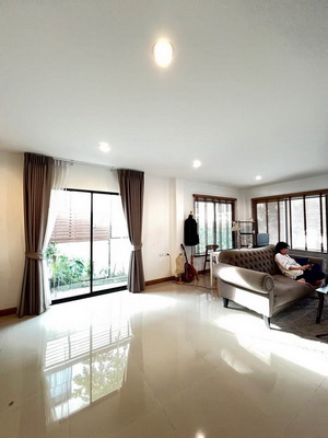 [ให้เช่า] FOR RENT PATREEDA AVENUE RANGSIT – KHLONG 2 / 4 bedrooms 3 bathrooms / 37 Sqw. 145 Sqm. **20,000** CLOSE TO FUTURE PARK RANGSIT