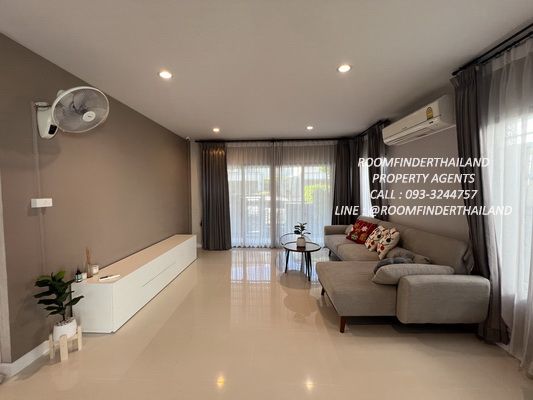 [ให้เช่า] FOR RENT THE PLANT ESTIQUE PATTANAKARN 38 / 3 bedrooms 3 bathrooms / 50 Sqw. 160 Sqm. **70,000** JUST 20 MIN FROM THONGLOR