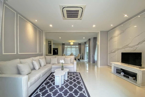 [ให้เช่า] FOR RENT NANTAWAN RAMINTRA – PHAHONYOTHIN 50 / 4 bedrooms 5 bathrooms / 115 Sqw. 350 Sqm. **180,000** CLOSE TO FASHION ISLAND MALL