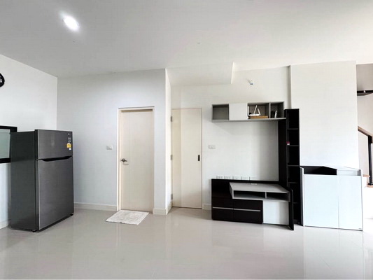 [ให้เช่า] FOR RENT PLENO SUKHUMVIT – BANGNA / 3 bedrooms 2 bathrooms / 18 Sqw. 120 Sqm. **21,000** CLOSE TO FROM MEGA BANGNA