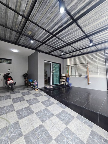 townhouse เดอะคอนเนค สุวรรณภูมิ 2 18 Square Wah 3 BEDROOM 2 ห้องน้ำ 2150000 THB ราคา-ดี สภาพใหม่