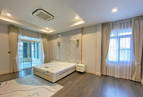 [ให้เช่า] FOR RENT NANTAWAN RAMINTRA – PHAHONYOTHIN 50 / 4 bedrooms 5 bathrooms / 115 Sqw. 350 Sqm. **180,000** CLOSE TO FASHION ISLAND MALL