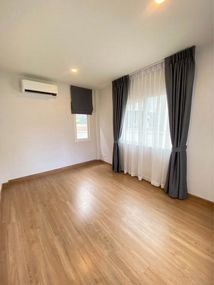 [ให้เช่า] FOR RENT CENTRO PHAHOL – VIBHAVADI / 4 bedrooms 3 bathrooms / 66 Sqw. 175 Sqm. **28,000** CLOSE TO FUTURE PARK RANGSIT