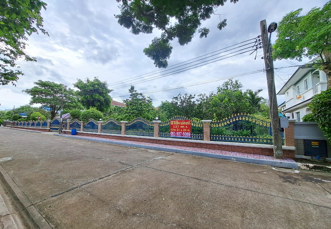 ขายที่ดิน ในหมู่บ้านนันทวัน รามอินทรา-วัชรพล เนื้อที่ 137 ตร.ว. แปลงสวย ราคาต่อรองได้