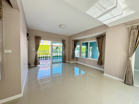 [ให้เช่า] FOR RENT MANTANA LAKE WATCHARAPOL / 4 bedrooms 3 bathrooms / 53 Sqw. 175 Sqm. **35,000** CLOSE TO CHALONGRAT EXPRESSWAY