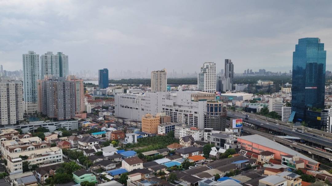 [ เจ้าของลงประกาศนี้เอง ] ให้เช่าคอนโด ลุมพินีเพลส รัชดา-สาธุ 3ห้องนอน ทำเลดีติดถนนใหญ่