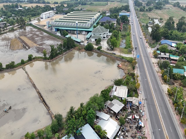 ขายที่ดิน ติดถนนหลักงิ้วราย อำเภอนครชัยศรี 7.9ล้าน/ไร่ เดินทางสะดวกสบาย น้ำไม่ท่วม ทำเลเหมาะทำหมู่บ้านจัดสรร หรือโรงงาน