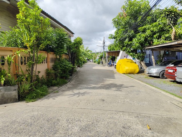 ขายถูก ที่ดินแปลงสวย ห่างจากรถไฟฟ้า สถานีเลี่ยงเมืองปากเกร็ด เพียง 900 ม. เนื้อที่ 105 ตร.วา