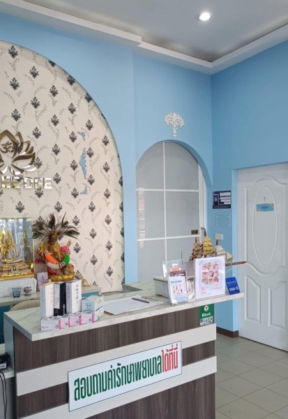 เซ้งทรีดี คลินิคอยุธยา 128 ตรม ห้องใหญ่ ที่จอดรถ 5-10 คัน ทำเลดี ติดริมถนนสายหลัก