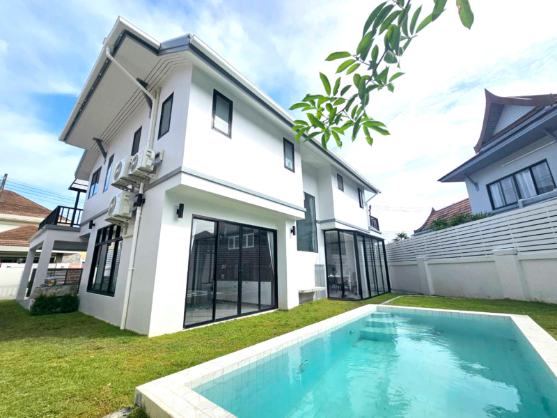 Luxurious Pool Villa in Chalong – Ready to Move In