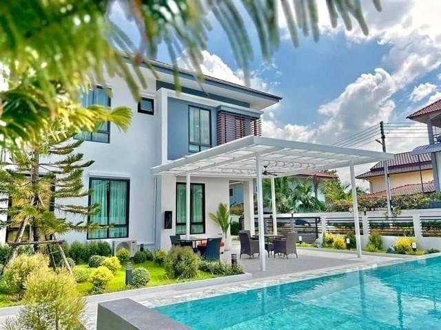 ขาย Pollvilla For sale ห้วยใหญ่ บางละมุง ชลบุรี แถมเฟอร์นิเจอร์ และเครื่องใช้ไฟฟ้าทั้งหลัง