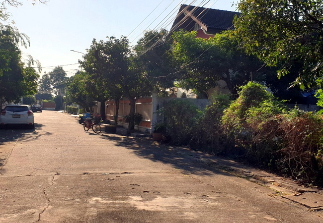 ขายที่ดิน หมู่บ้านธารารมณ์ รามคําแหง 150 ถนนรามคำแหง เขตสะพานสูง กรุงเทพมหานคร