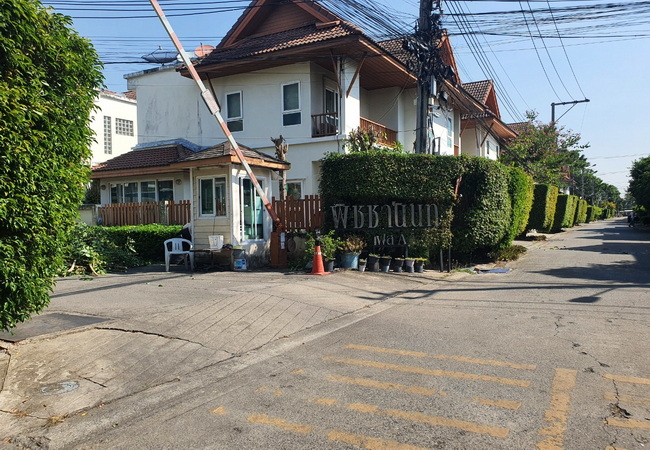 ขายบ้านเดี่ยว หมู่บ้านพิชชานันท์ ซอยสุคนธสวัสดิ์ 14 ถนนสุคนธสวัสดิ์ เขตลาดพร้าว กรุงเทพมหานคร