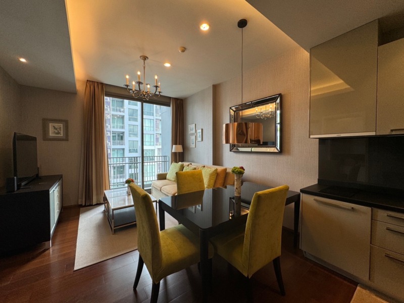 Quattro by Sansiri Bangkok condo for rent 1 bedroom with full furnishings located in the heart of vibrant Thonglor and just steps from Marché Thonglor shopping mall with shuttle access to BTS Thong Lor.