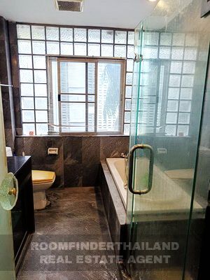 [ให้เช่า] FOR RENT NOBLE TARA EKKAMAI – RAMA 9 / 3 bedrooms 3 bathrooms / 77 sqw. 300 Sqm. **75,000** CLOSE TO SC PARK HOTEL