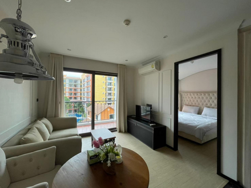 Sale ขาดทุน Venetian Signature Condo Resort Pattaya 1นอน ชั้น5 วิวสวนน้ำ แต่งครบ