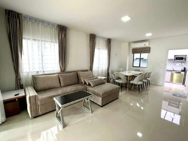 ให้เช่าทาวน์โฮม 3 ชั้น 3 ห้องนอน The Connect UP 3 ลาดพร้าว พลับพลา เขตวังทองหลาง