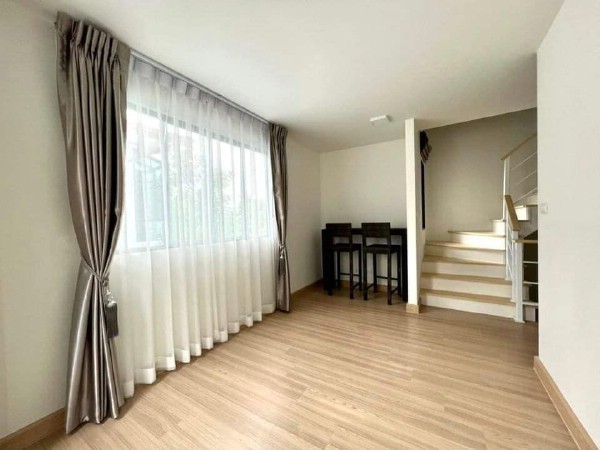 ให้เช่าทาวน์โฮม 3 ชั้น 3 ห้องนอน The Connect UP 3 ลาดพร้าว พลับพลา เขตวังทองหลาง