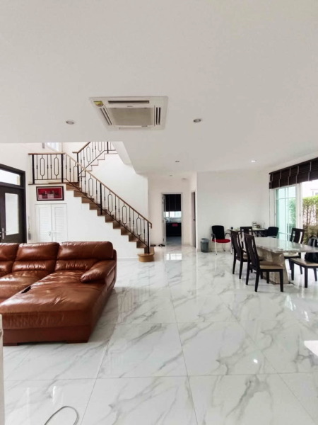 [ให้เช่า] FOR RENT GRANDIO RAMINTRA – WONGWAEN / 4 bedrooms 5 bathrooms / 59 Sqw. 250 Sqm. **90,000** CLOSE TO FASHION ISLAND MALL