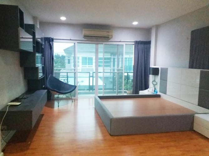 H-103 : บ้านหลังมุม 64 ตร.วา ม.บางกอก บูเลอวาร์ด เทพารักษ์-วงแหวน เมืองสมุทรปราการ ขายต่ำกว่าประเมิน