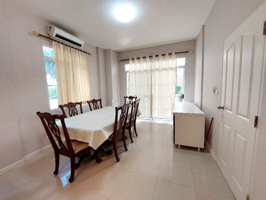 [ให้เช่า] FOR RENT LADAWAN RAMINTRA KM.2 / 3 bedrooms 3 bathrooms / 90 Sqw. 220 Sqm. **65,000** CLOSE TO SKYTRAIN LAT PLA KHAO STATION