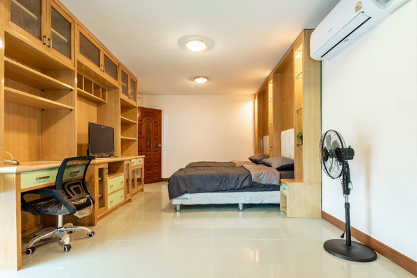 [ให้เช่า] FOR RENT RAJATINNAMAI VILLAGE PHAHONYOTHIN 59 / 4 bedrooms 3 bathrooms / 30 Sqw. 220 Sqm. **40,000** JUST 2 MIN FROM SKYTRAIN PHAHONYOTHIN 59 STATION