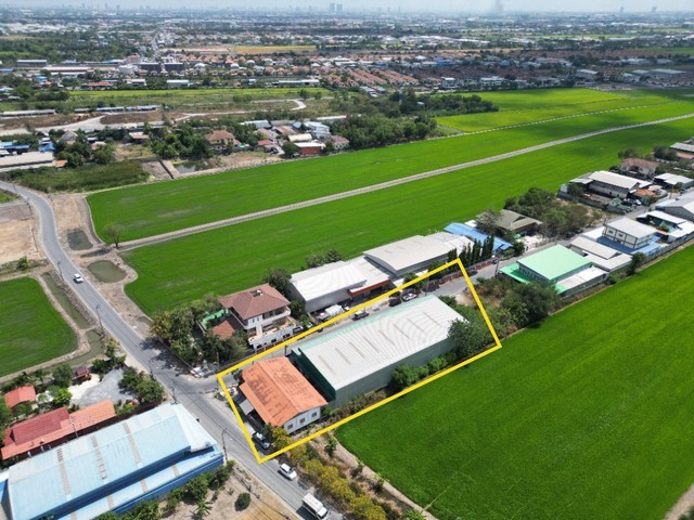 รง. โรงงาน ลำโพ บางบัวทอง 1 ไร่ 0 Ngan 0 Square Wah 2นอน2Bathroom ไม่ไกลจาก ห่างจากทางหลวงหมายเลข 9 (ถนนกาญจนาภิเษก) เพี
