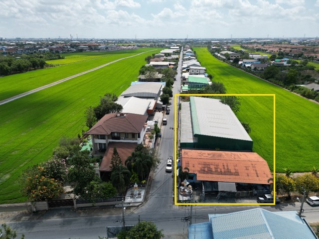 รง. โรงงาน ลำโพ บางบัวทอง 1 ไร่ 0 Ngan 0 Square Wah 2นอน2Bathroom ไม่ไกลจาก ห่างจากทางหลวงหมายเลข 9 (ถนนกาญจนาภิเษก) เพี