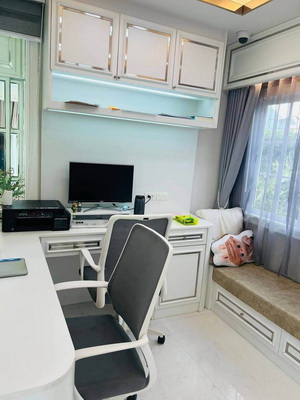 [ให้เช่า] FOR RENT GOLDEN NEO SATHORN / 3 bedrooms 2 bathrooms / 38 Sqw. 145 Sqm. **60,000** JUST 10 MIN FROM BTS WUTTAKAT